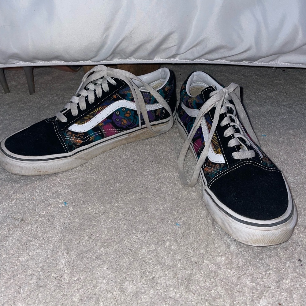old cool patterned vans